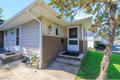 358 Washington Avenue, Barberton, OH 44203 - Photo 3