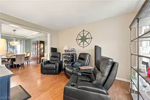 9192 Stonebriar Ln, North Ridgeville, OH 44039 - Photo 7