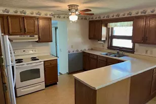 768 Tamwood Dr, Canal Fulton, OH 44614 - Photo 5