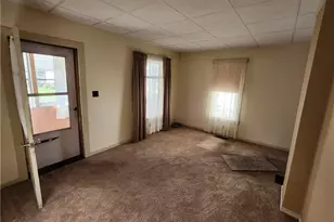 1047 W Arch St, Ashland, OH 44805 - Photo 5