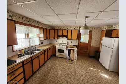 1047 W Arch Street, Ashland, OH 44805 - Photo 7