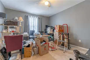 7300 Chatham Ct, Northfield, OH 44067 - Photo 17