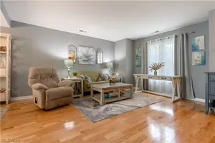 7300 Chatham Ct, Northfield, OH 44067 - Photo 5