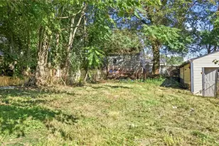 1568 Shehy St, Youngstown, OH 44506 - Photo 7