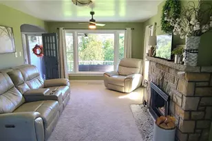 1402 Colerain Pike, Martins Ferry, OH 43935 - Photo 11