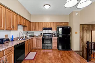 216 Market St, Yorkville, OH 43971 - Photo 15