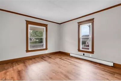 913 Foster Avenue, Cambridge, OH 43725 - Photo 9