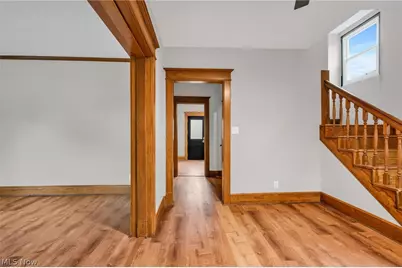913 Foster Avenue, Cambridge, OH 43725 - Photo 7