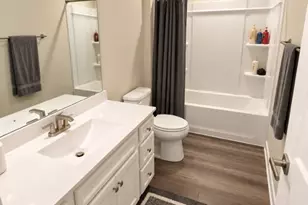1047 Ashford Ct, Columbia Station, OH 44028 - Photo 25