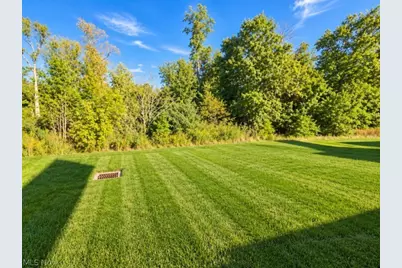 1047 Ashford Court, Columbia Station, OH 44028 - Photo 5