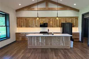 2085 Belfort Ave NE, Louisville, OH 44641 - Photo 9