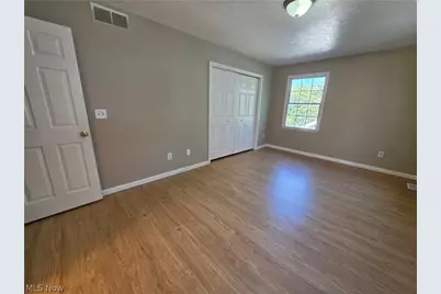 17409 Chagrin Boulevard, Huber Heights, OH 44120 - Photo 17
