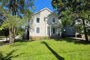 17409 Chagrin Blvd, Huber Heights, OH 44120 - Photo 1