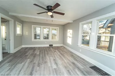 365 Noah Avenue, Akron, OH 44320 - Photo 3