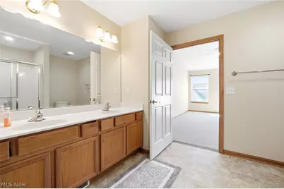320 Falling Leaf Drive, Green Hills, OH 44131 - Photo 25