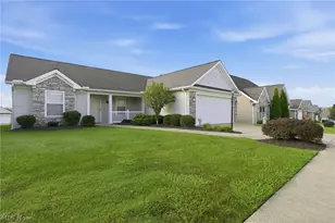 320 Falling Leaf Dr, Green Hills, OH 44131 - Photo 43