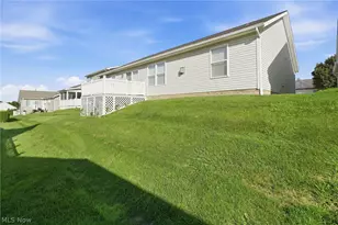 320 Falling Leaf Dr, Green Hills, OH 44131 - Photo 41