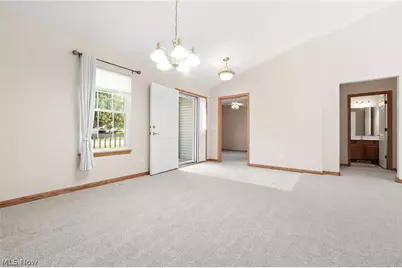 320 Falling Leaf Drive, Green Hills, OH 44131 - Photo 7