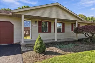 1144 Royce St NW, Uniontown, OH 44685 - Photo 3