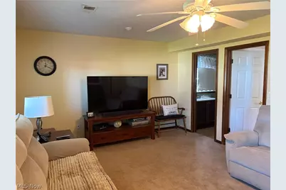525 Saint Lawrence Boulevard, Eastlake, OH 44095 - Photo 11