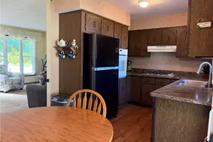 525 St Lawrence Blvd, Eastlake, OH 44095 - Photo 3