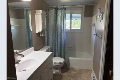 525 Saint Lawrence Boulevard, Eastlake, OH 44095 - Photo 15