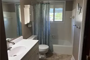 525 St Lawrence Blvd, Eastlake, OH 44095 - Photo 15