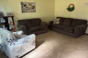 525 St Lawrence Blvd, Eastlake, OH 44095 - Photo 7