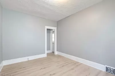 2628 E 122nd Street, Loveland, OH 44120 - Photo 9