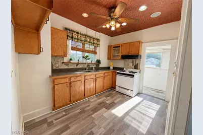 238 Para Avenue, Akron, OH 44305 - Photo 17