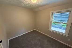 1139 Roslyn Ave, Akron, OH 44320 - Photo 27