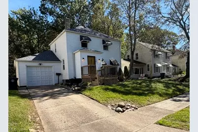 1139 Roslyn Avenue, Akron, OH 44320 - Photo 3