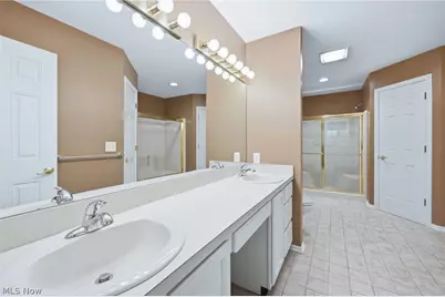 3721 Mercedes Place #10, Canfield, OH 44406 - Photo 23