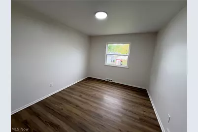 793 Georgetown Avenue, Elyria, OH 44035 - Photo 25