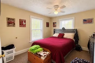 2429 Maple Ave, Zanesville, OH 43701 - Photo 9