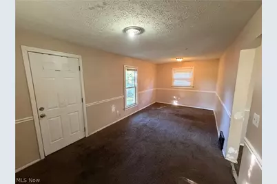 1218 McIntosh Avenue, Akron, OH 44314 - Photo 9