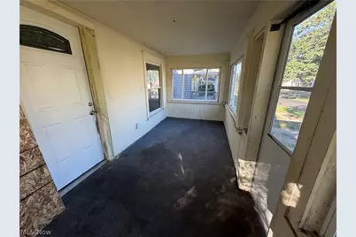 1218 McIntosh Avenue, Akron, OH 44314 - Photo 5