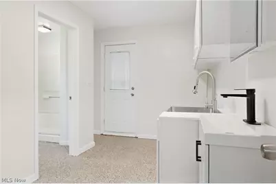 729 Pasadena Avenue, Youngstown, OH 44502 - Photo 17