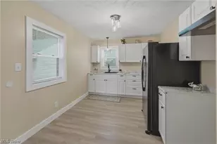 1405 Wabash Ct NE, Canton, OH 44705 - Photo 17