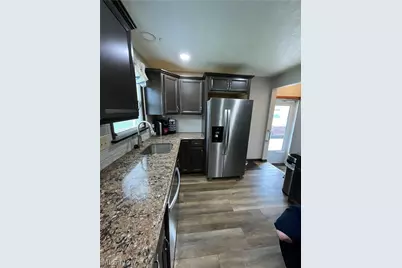 525 W Omar Street, Struthers, OH 44471 - Photo 5