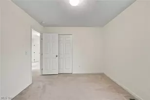 8735 Ashton Pl Dr, North Ridgeville, OH 44039 - Photo 23