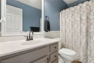 3704 N Viona Dr, Akron, OH 44319 - Photo 17
