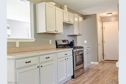 3080 Kelly Court, Akron, OH 44312 - Photo 11
