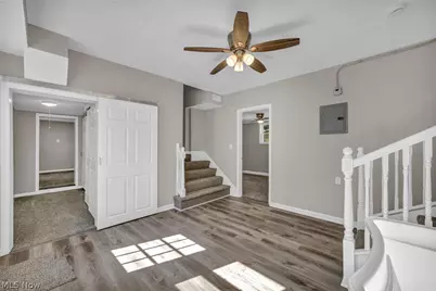 3642 Albany Avenue, Lorain, OH 44055 - Photo 9