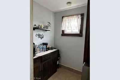 11516 Thrush Avenue, Loveland, OH 44111 - Photo 9