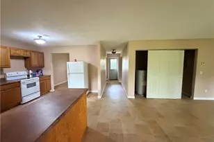 6351 Bushnell Rd, Conneaut, OH 44030 - Photo 9
