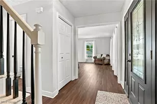 1064 Danielle Ave, Louisville, OH 44641 - Photo 5