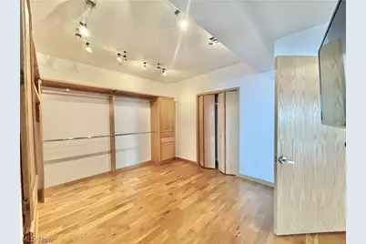 701 W Lakeside Avenue #1110, Loveland, OH 44113 - Photo 19