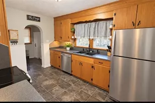 127 Roosevelt Ave, Waynesburg, OH 44688 - Photo 11
