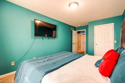 537 Magnolia Avenue, Cuyahoga Falls, OH 44221 - Photo 23